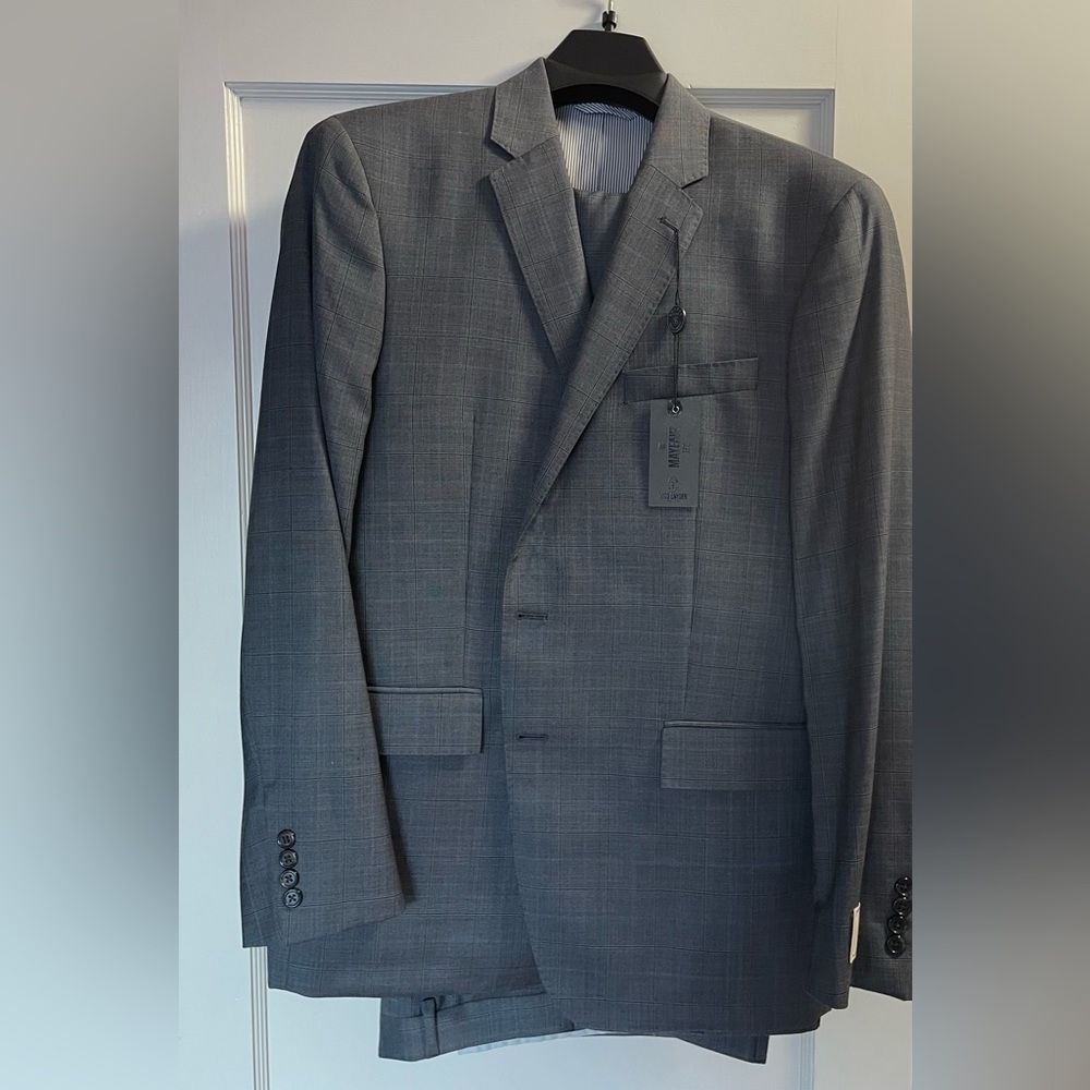 Todd Snyder Suit 44R Grey/Blue Glen Check Wool
Mayfair (classic) Fit